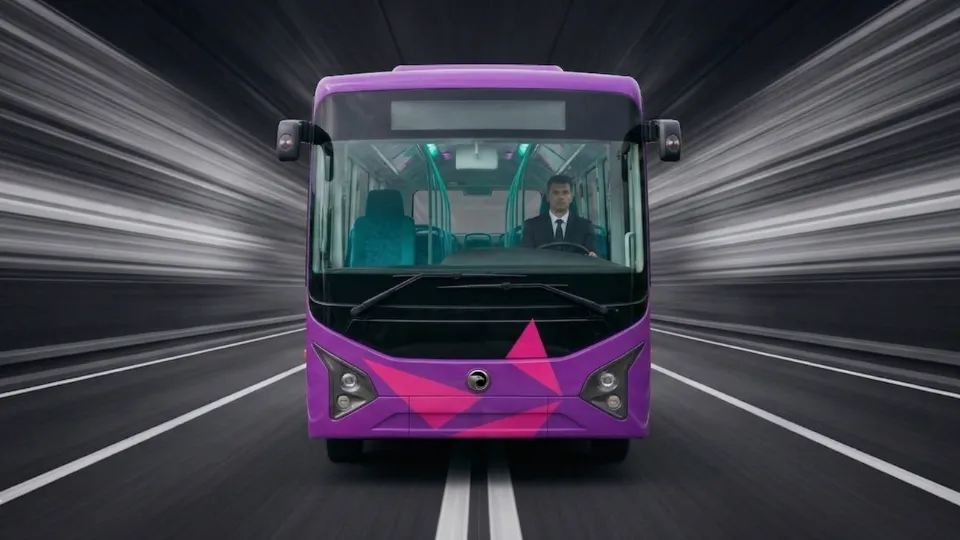 Izcaltia F6U EV SKYLINNER